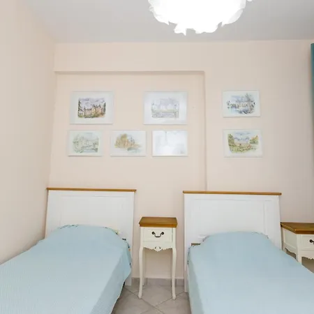 Olive Apartment *